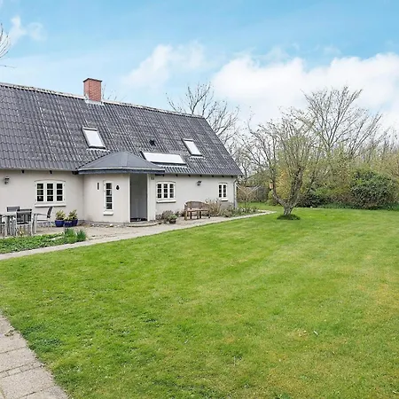 Nyaraló 8 Person In Fur